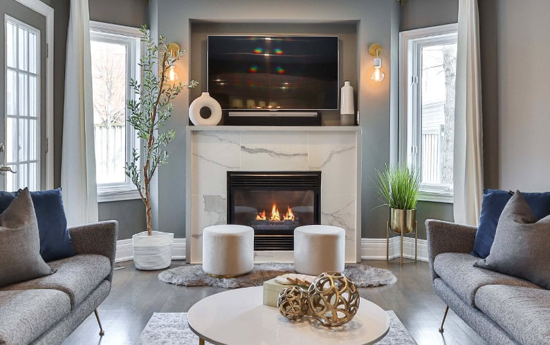 TV Bigger Than Fireplace: Maximizing Your Living Room Space — The Torch ...