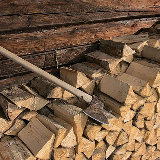 how to stack firewood in fire pit